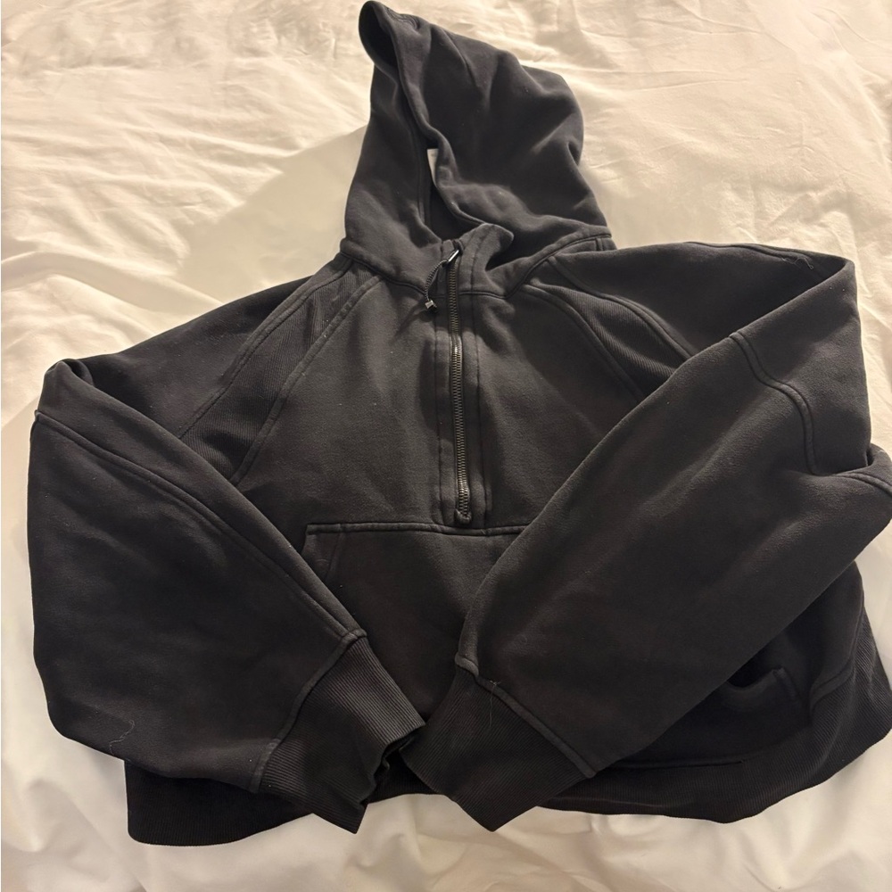 Lululemon black cropped scuba jacket